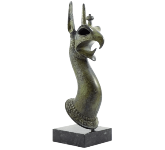 Tête en bronze de Griffon, Musée archéologique d'Olympie