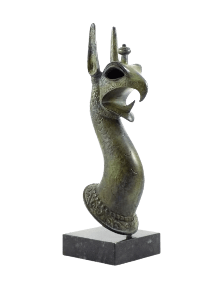 Tête en bronze de Griffon, Musée archéologique d'Olympie