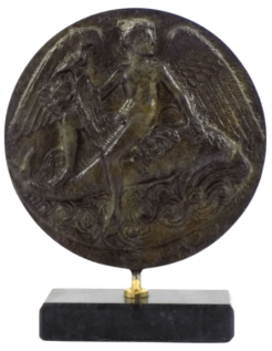 Miroir en bronze, Eros chevauchant un dauphin, Musée des...