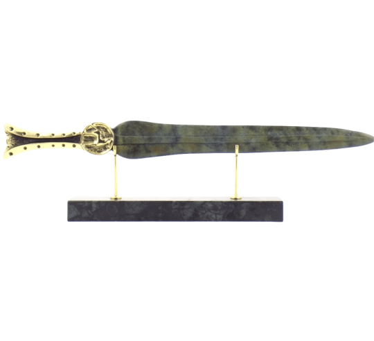 Espada corta de bronce o Xifos de París, príncipe troyano, amante de Helena de Troya e hijo de Príamo y Hécuba