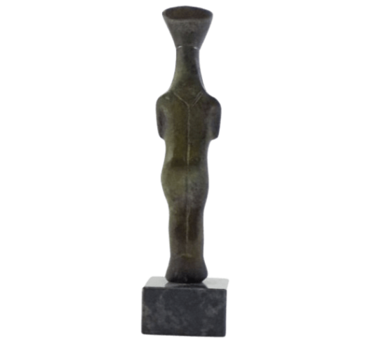 Female idol statuette in bronze, Spedos type,...