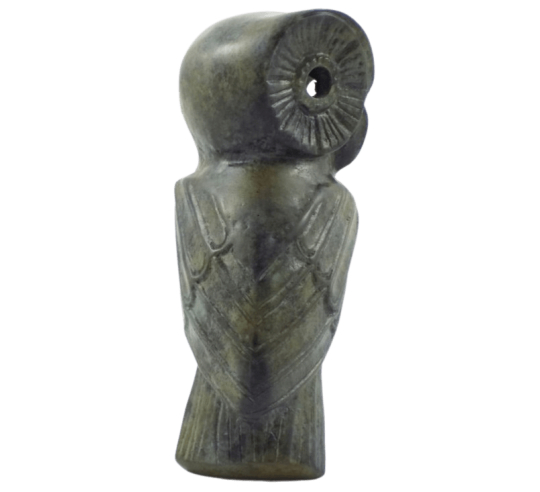 Estatuilla de búho en bronce, símbolo de...
