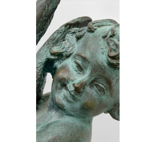 Statue en Bronze Patiné: Putto Jouant avec un...