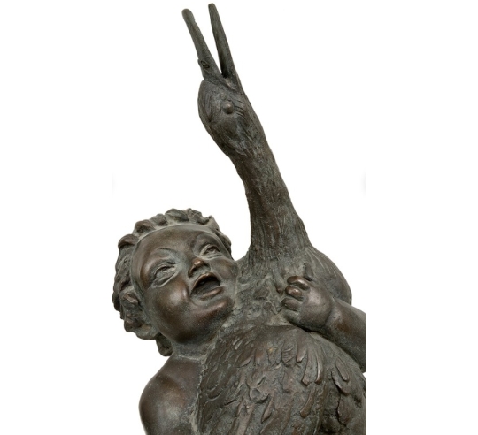 Statue en Bronze : Putto Jouant avec une Oie