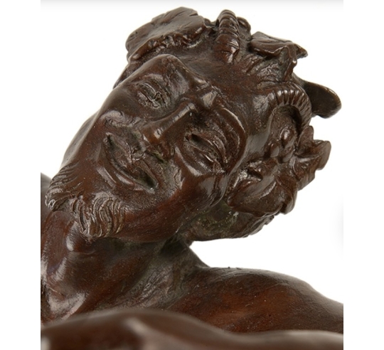 Estatua de bronce patinado: Reproducción del...