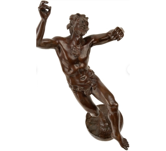 Estatua de bronce patinado: Reproducción del...