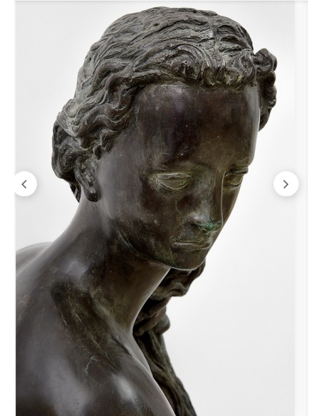 Estatua de Bronce: Joven Mujer Saliendo del Baño según Jean de Boulogne