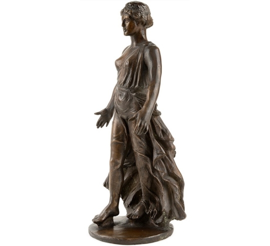 Venus Triunfante: Estatua de Bronce Patinado...