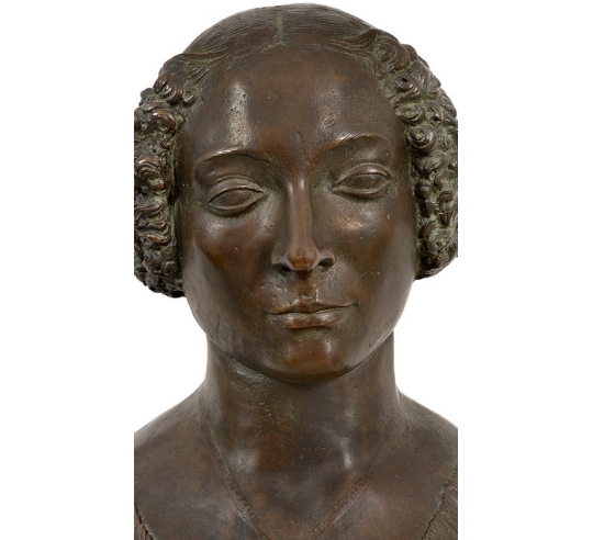 Statue en Bronze Patiné : Dame avec Bouquet de...