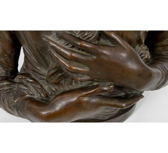 Statue en Bronze Patiné : Dame avec Bouquet de...