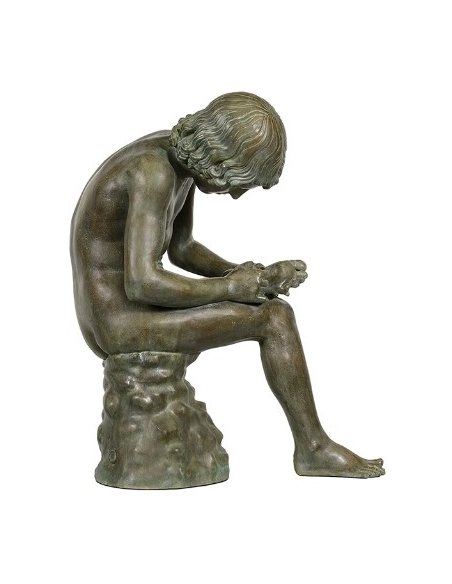 Estatua de Bronce Patinado: El Tirador de Espinas, Museo Capitolino - Obra Maestra de la Antigüedad