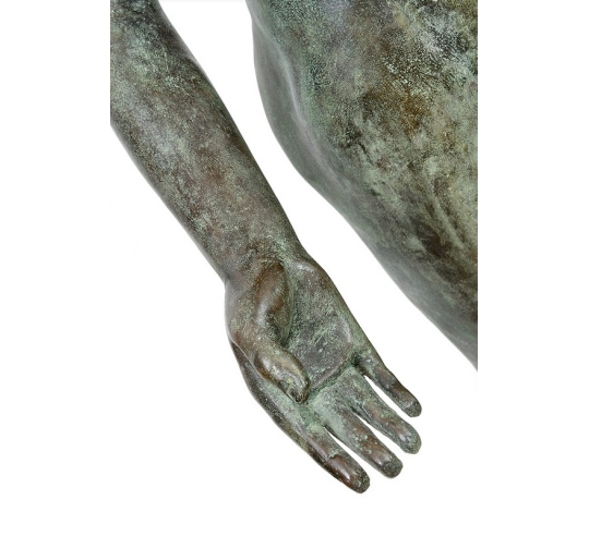 Patinated Bronze Statue: reproduction of the...