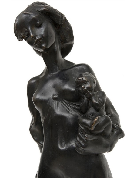 Patinated Bronze Statue: Mother and Children, Symbol of Sweetness and Motherhood