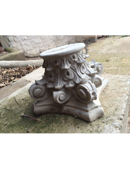Pied de colonne style corinthien
