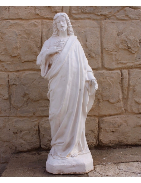 Statue of the Crowned Heart of Jesus