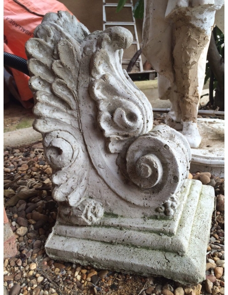 Console d'applique murale à feuille d'acanthe