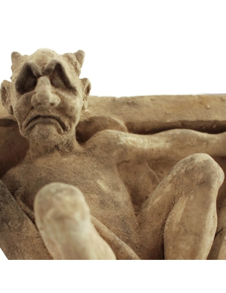 Gargouille de Notre Dame de Paris Gargouille de Notre Dame de Paris