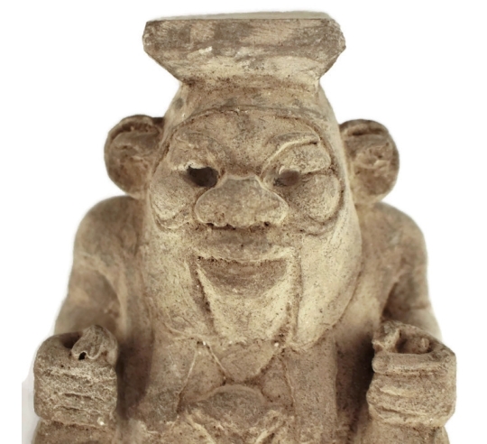 Statue dieu Bés