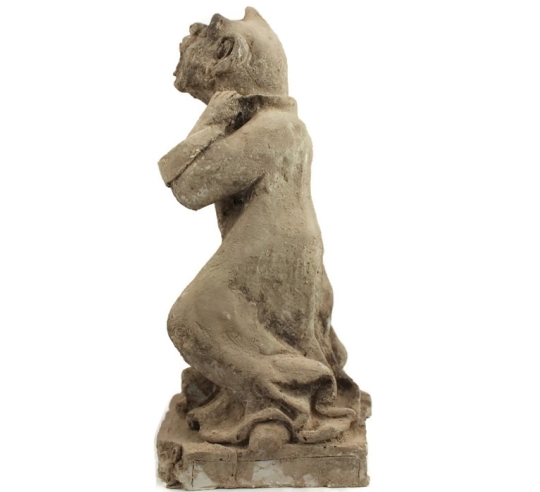 Screaming gargoyle