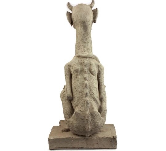 Mocking demon gargoyle by Temarte