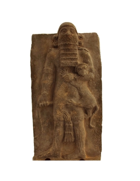 Gilgamesh maîtrisant un lion