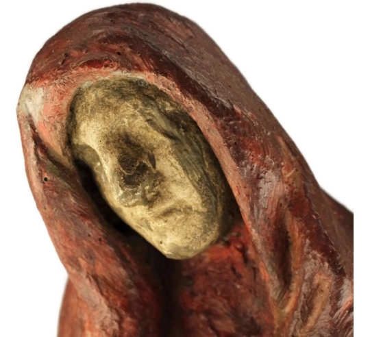 Mujer saliendo de su crisálida