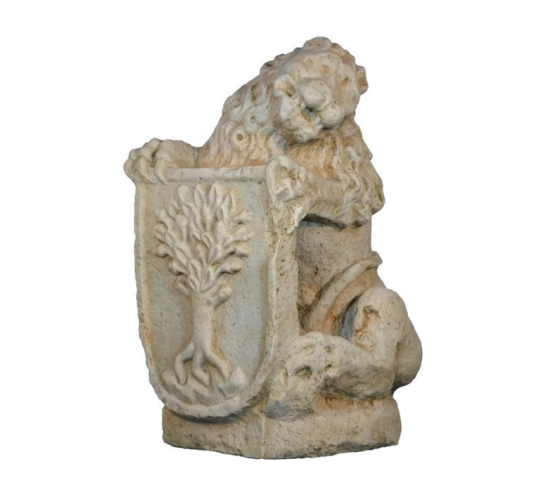 Lion with shield left side