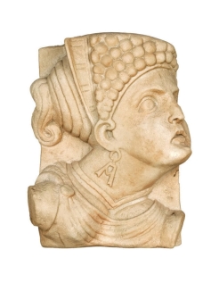 Médaillon visage de femme