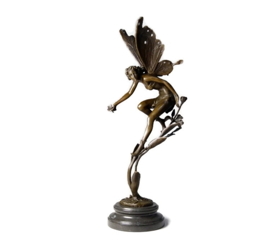 Fairy on a flower by Miguel Fernando López (Milo)