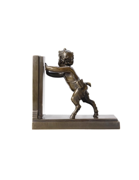 Fauna bookends by Miguel Fernando López (Milo)