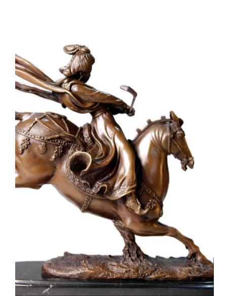 Princesa china jugando al polo y saltando a caballo por Miguel Fernando López (Milo)