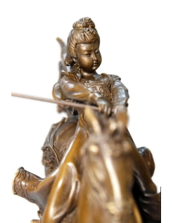 Princesse chinoise jouant au polo et sautant à cheval par Miguel Fernando López (Milo)