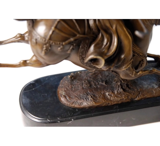 Princesa china jugando al polo y saltando a caballo por Miguel Fernando López (Milo)