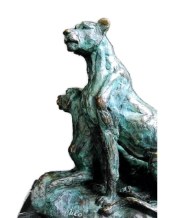 Dos leonas, dos hermanas por Miguel Fernando López (Milo)