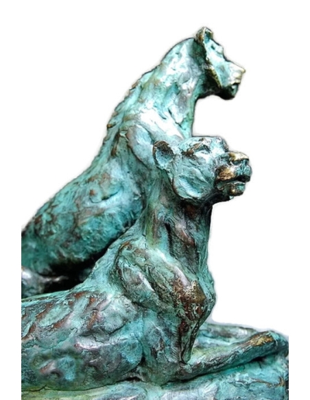 Dos leonas, dos hermanas por Miguel Fernando López (Milo)