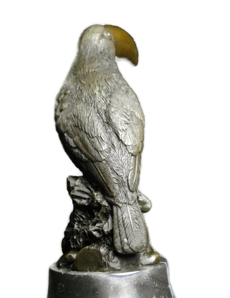 Toucan immobile by Miguel Fernando López (Milo)