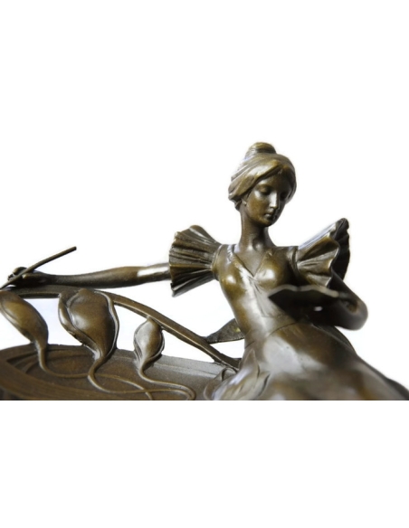 Pin tray Art nouveau by Miguel Fernando López (Milo)