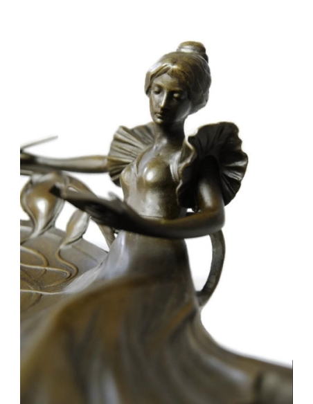 Pin tray Art nouveau by Miguel Fernando López (Milo)