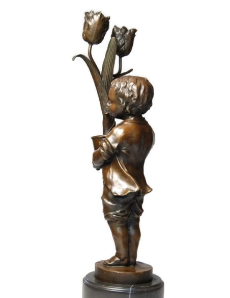 Candelabro niño con tulipanes Modernismo de Miguel Fernando López (Milo)