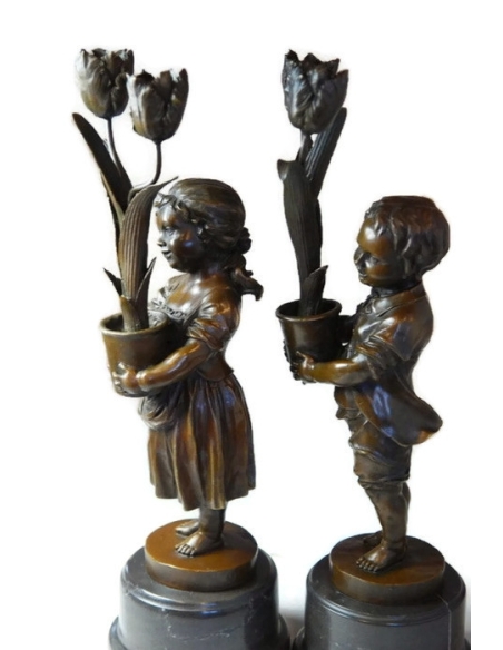 Candelabras young children with tulips Art Nouveau by Miguel Fernando López (Milo) Candelabras young children with tulips Art Nouveau by Miguel Fernando López (Milo)