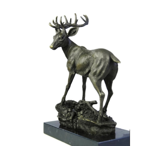 Young stag by Miguel Fernando López (Milo)