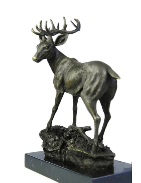 Young stag by Miguel Fernando López (Milo) Young stag by Miguel Fernando López (Milo)