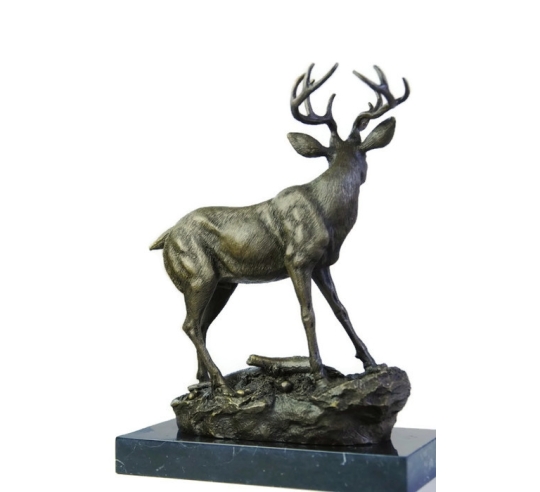 Young stag by Miguel Fernando López (Milo)