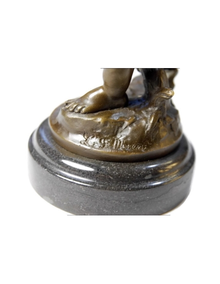 Petit ange au tambour par Hippolyte François Moreau Petit ange au tambour par Hippolyte François Moreau