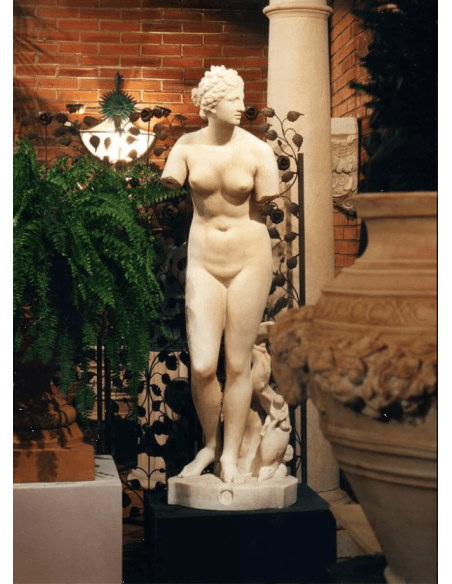 Venus de Medici - life-size statue
