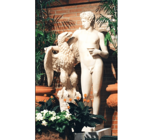 Ganímedes - estatua de tamaño real