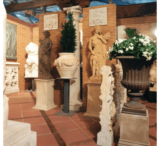 Las 4 estaciones -Estatua de la Diosa de la Primavera