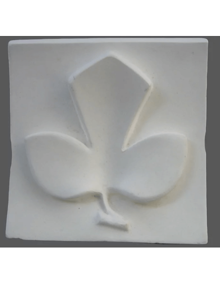 Simplified Gothic cloverleaf