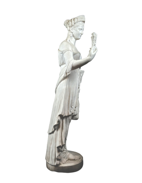 Statue of the goddess Ceres - The summer, interpretation of the Four Seasons Statue of the goddess Ceres - The summer, interpretation of the Four Seasons