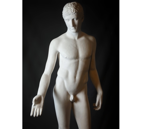 El Idolino de Pesaro, estatua romana de tamaño real